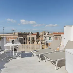 https://affittacamere-ortygia-inn-rooms-con-terrazza-syracuse.sicilyhotelsitaly.net