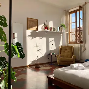 https://buonocore-guesthouse.italymilanhotels.net